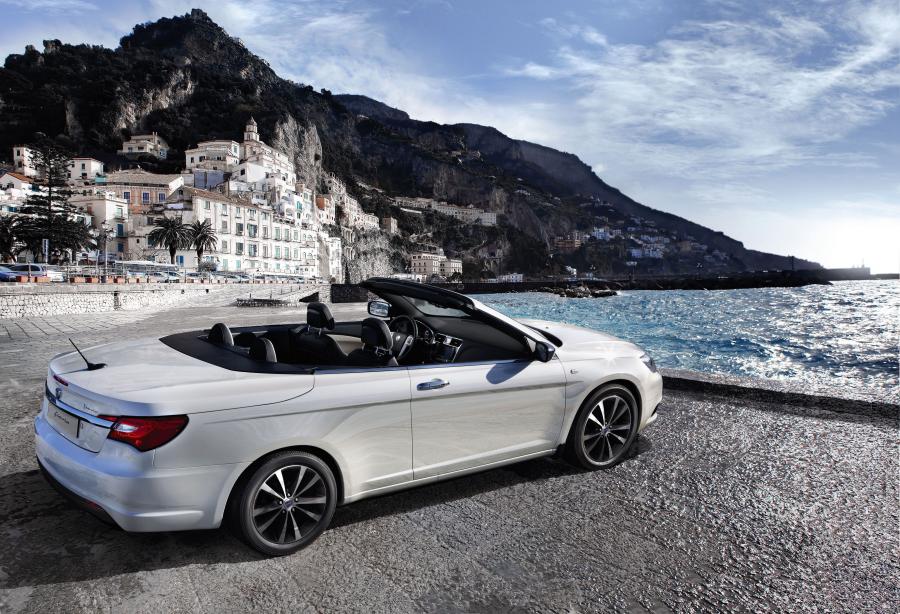  Lancia Flavia Convertible 2011 года  (фото 6 из 6)